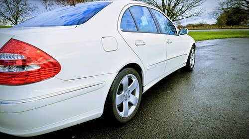 2005 Mercedes-Benz E500 Avantgarde A Te koop (foto 54 van 116)