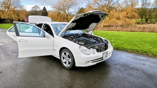2005 Mercedes-Benz E500 Avantgarde A Te koop (foto 99 van 116)