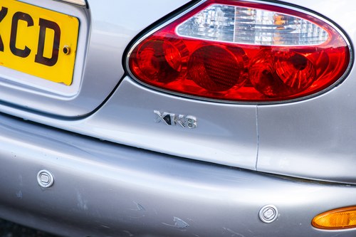 2001 Jaguar XK8 Convertible till salu (bild 90 av 135)