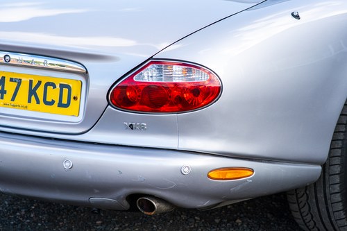 2001 Jaguar XK8 Convertible till salu (bild 91 av 135)
