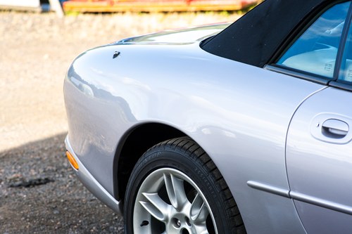 2001 Jaguar XK8 Convertible till salu (bild 98 av 135)