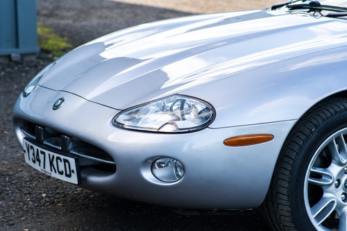 2001 Jaguar XK8 Convertible till salu (bild 101 av 135)
