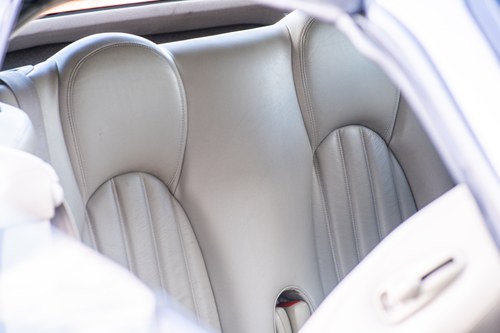 2001 Jaguar XK8 Convertible till salu (bild 52 av 135)