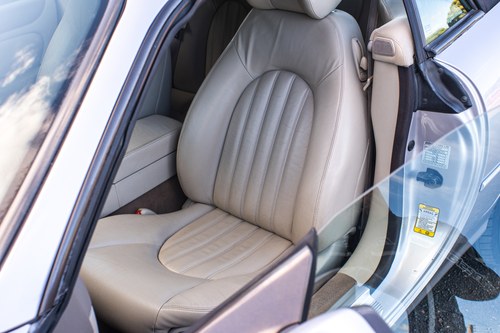 2001 Jaguar XK8 Convertible till salu (bild 63 av 135)