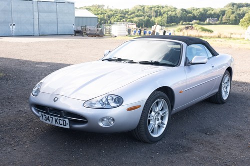 2001 Jaguar XK8 Convertible till salu (bild 15 av 135)