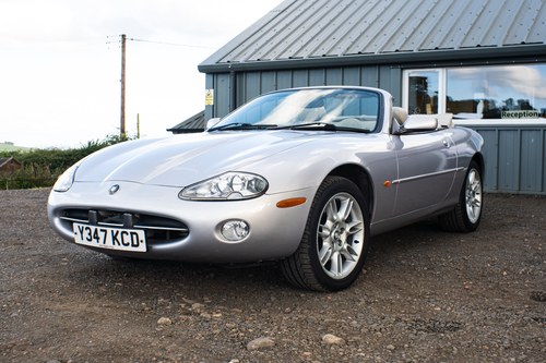 2001 Jaguar XK8 Convertible till salu (bild 5 av 135)