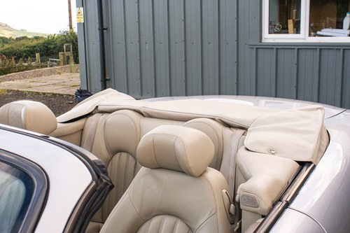 2001 Jaguar XK8 Convertible till salu (bild 79 av 135)
