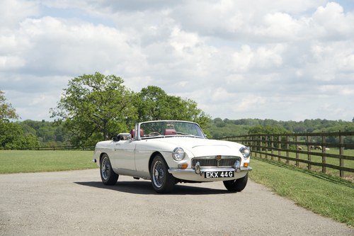 1968 MG MGC Roadster à venda (imagem 1 de 61)