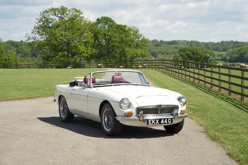 1968 MG MGC Roadster à venda (imagem 2 de 61)