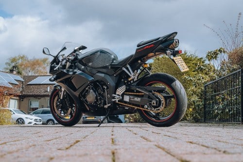 2007 Honda CBR1000RR Te koop (foto 12 van 49)