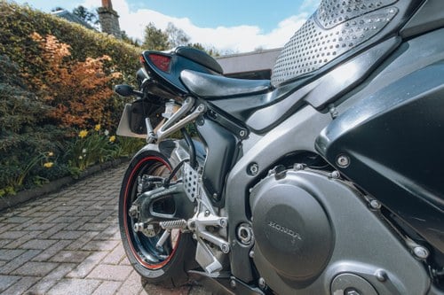 2007 Honda CBR1000RR Te koop (foto 25 van 49)