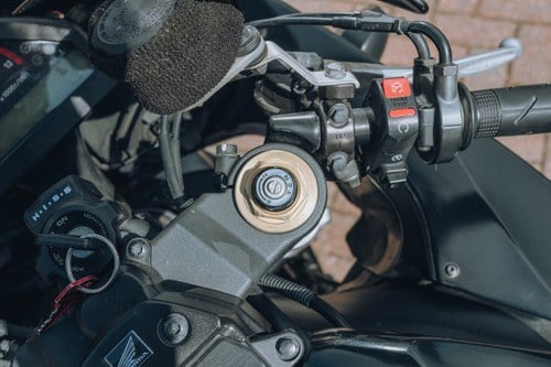 2007 Honda CBR1000RR Te koop (foto 42 van 49)