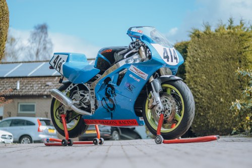 1989 Kawasaki ZXR400 zum Verkauf (Bild 15 von 40)