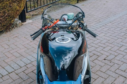 1989 Kawasaki ZXR400 zum Verkauf (Bild 6 von 40)