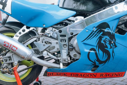 1989 Kawasaki ZXR400 zum Verkauf (Bild 7 von 40)