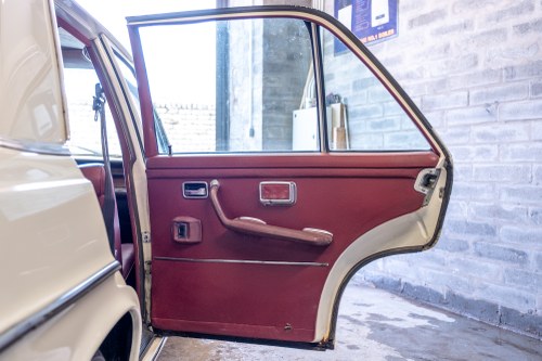 1968 Mercedes-Benz 280 SE W108 En venta (imagen 68 de 176)