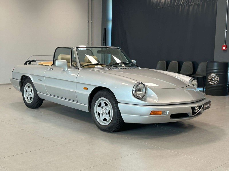 1991 Alfa Romeo Spider - 2 1991 Alfa Romeo Spider - 2