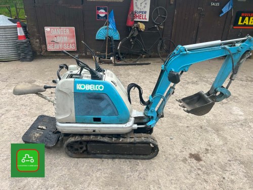 KOBLECO SS1 MICRO DIGGER SMALLEST AVAILABLE MACHINE 48cmWIDE SOLD