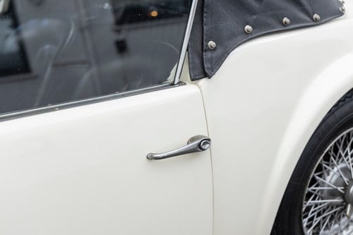 1991 Daimler SP250 ‘Dart’ B-Spec RHD zum Verkauf (Bild 73 von 91)