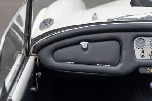 1991 Daimler SP250 ‘Dart’ B-Spec RHD zum Verkauf (Bild 22 von 91)
