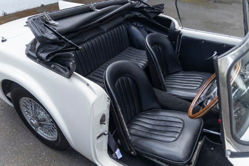 1991 Daimler SP250 ‘Dart’ B-Spec RHD zum Verkauf (Bild 44 von 91)