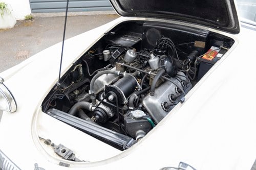 1991 Daimler SP250 ‘Dart’ B-Spec RHD zum Verkauf (Bild 77 von 91)