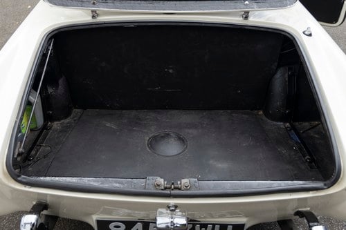 1991 Daimler SP250 ‘Dart’ B-Spec RHD zum Verkauf (Bild 53 von 91)