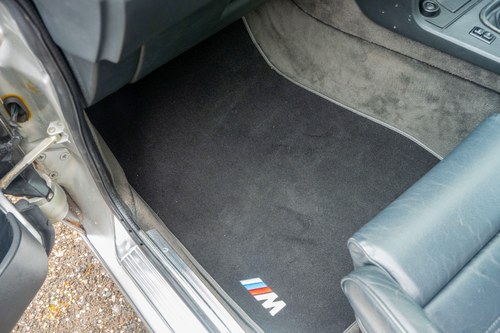 1986 BMW M635CSi zum Verkauf (Bild 42 von 197)