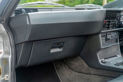 1986 BMW M635CSi zum Verkauf (Bild 63 von 197)