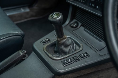 1986 BMW M635CSi zum Verkauf (Bild 68 von 197)