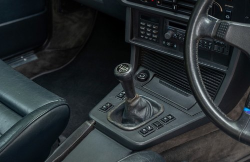 1986 BMW M635CSi zum Verkauf (Bild 82 von 197)