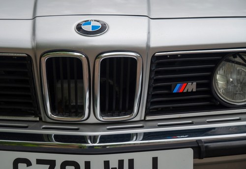 1986 BMW M635CSi zum Verkauf (Bild 125 von 197)