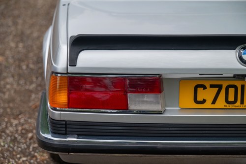 1986 BMW M635CSi zum Verkauf (Bild 142 von 197)
