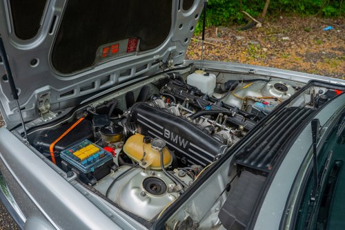 1986 BMW M635CSi zum Verkauf (Bild 160 von 197)
