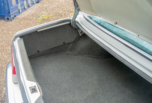 1986 BMW M635CSi zum Verkauf (Bild 107 von 197)