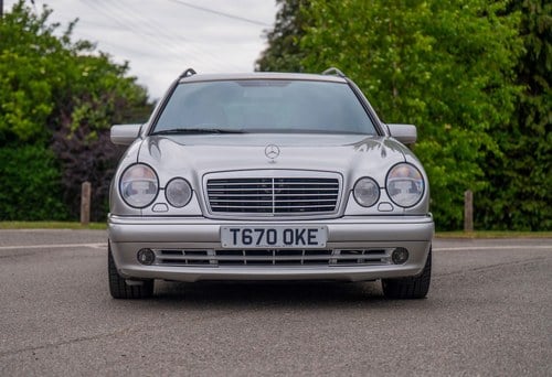 1999 Mercedes-Benz E55 AMG Estate Avantgarde à vendre (picture 5 of 200)
