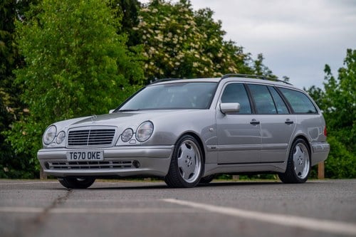 1999 Mercedes-Benz E55 AMG Estate Avantgarde à vendre (picture 8 of 200)