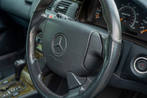 1999 Mercedes-Benz E55 AMG Estate Avantgarde à vendre (picture 25 of 200)