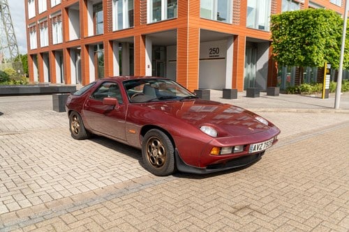 1986 Porsche 928 S2 zum Verkauf (Bild 1 von 114)