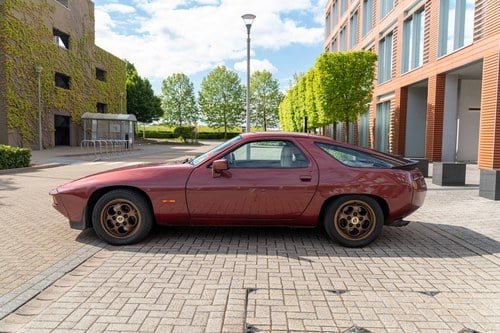 1986 Porsche 928 S2 zum Verkauf (Bild 15 von 114)