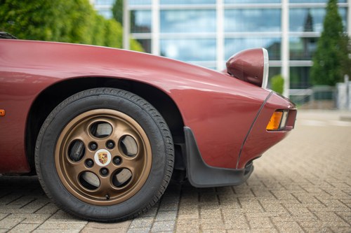 1986 Porsche 928 S2 zum Verkauf (Bild 65 von 114)