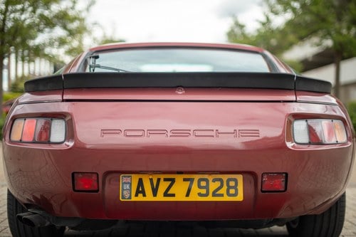 1986 Porsche 928 S2 zum Verkauf (Bild 67 von 114)