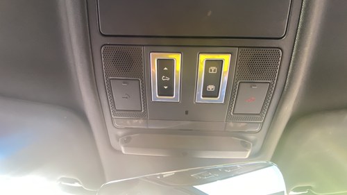 2021 Land Rover Defender 110 D300 For Sale (picture 33 of 134)