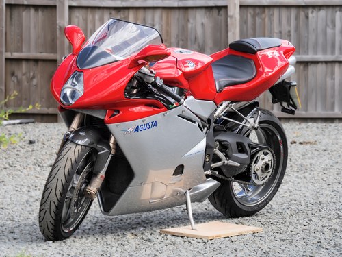 2001 MV Agusta F4 750 S till salu (bild 4 av 90)
