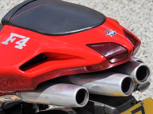 2001 MV Agusta F4 750 S till salu (bild 57 av 90)