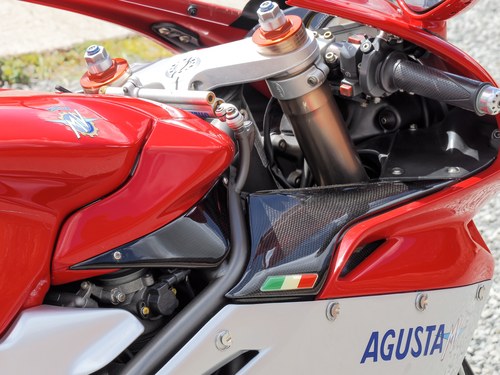 2001 MV Agusta F4 750 S till salu (bild 61 av 90)