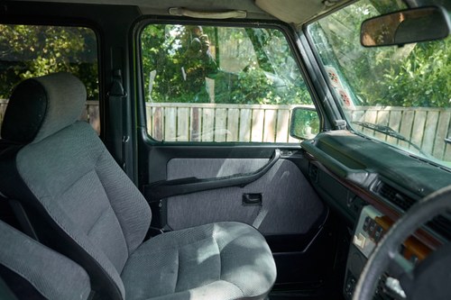 1992 Mercedes-Benz 300GD SWB For Sale (picture 34 of 84)