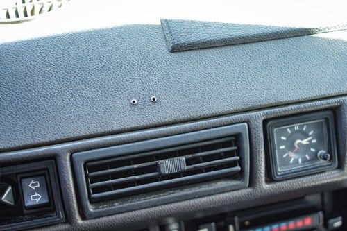 1989 Land Rover Range Rover Classic 3.5 V8 EFI – 5-Speed Manual till salu (bild 33 av 87)