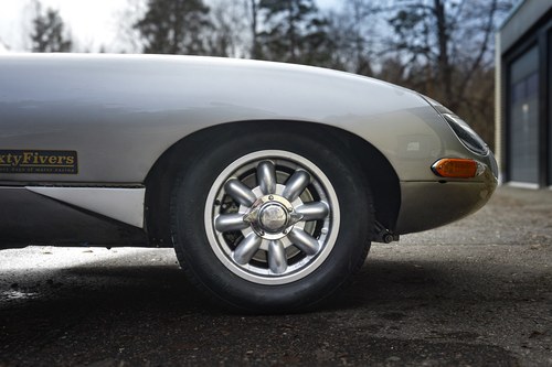 1965 Jaguar E-Types Series 1 FIA-Approved Street Legal Race Car till salu (bild 16 av 65)