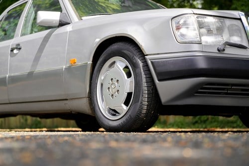 1990 Mercedes-Benz E300 Turbo Technics W124 Te koop (foto 65 van 142)